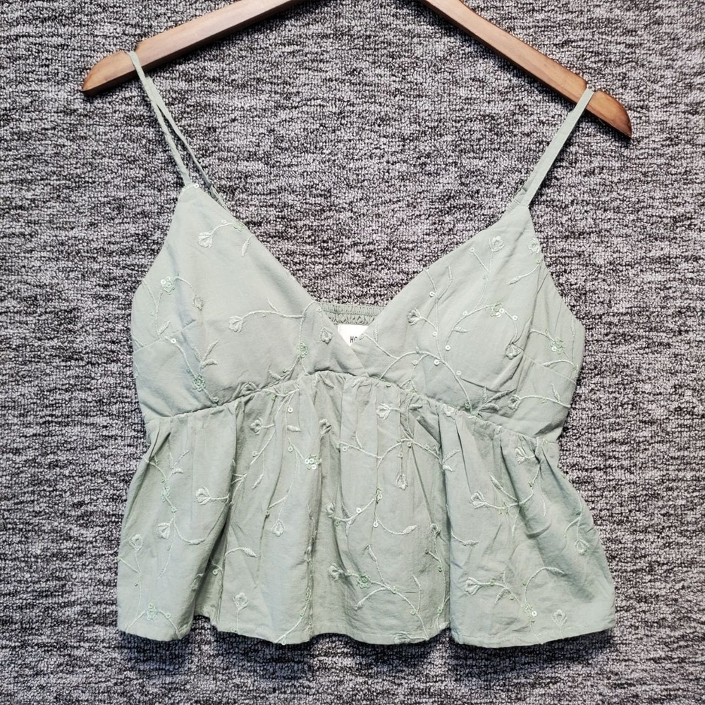Hollister Babydoll Cami Women Small Green Floral‎ Embroidered Sequin Tank Top